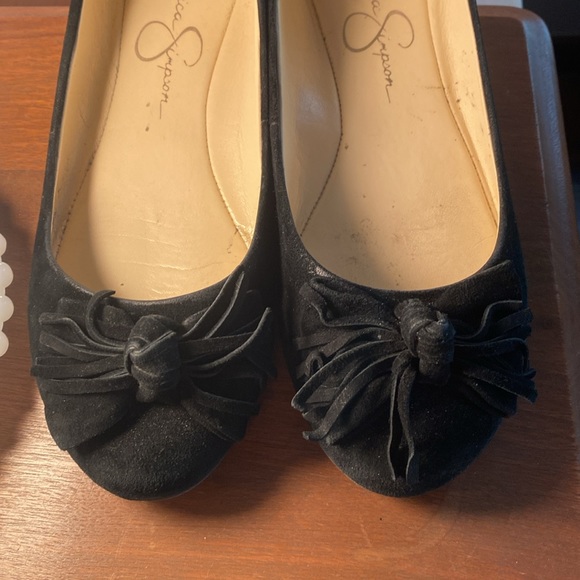 JESSICA SIMPSON "MADIAN" Black Suede Flats Size 6.5 - Picture 2 of 11